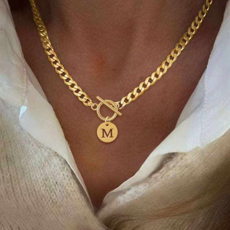 Initial Necklaces for Women 18K Gold Plated Dainty Round Letter A-Z Necklace for Women Love Jewelry Gift for Women