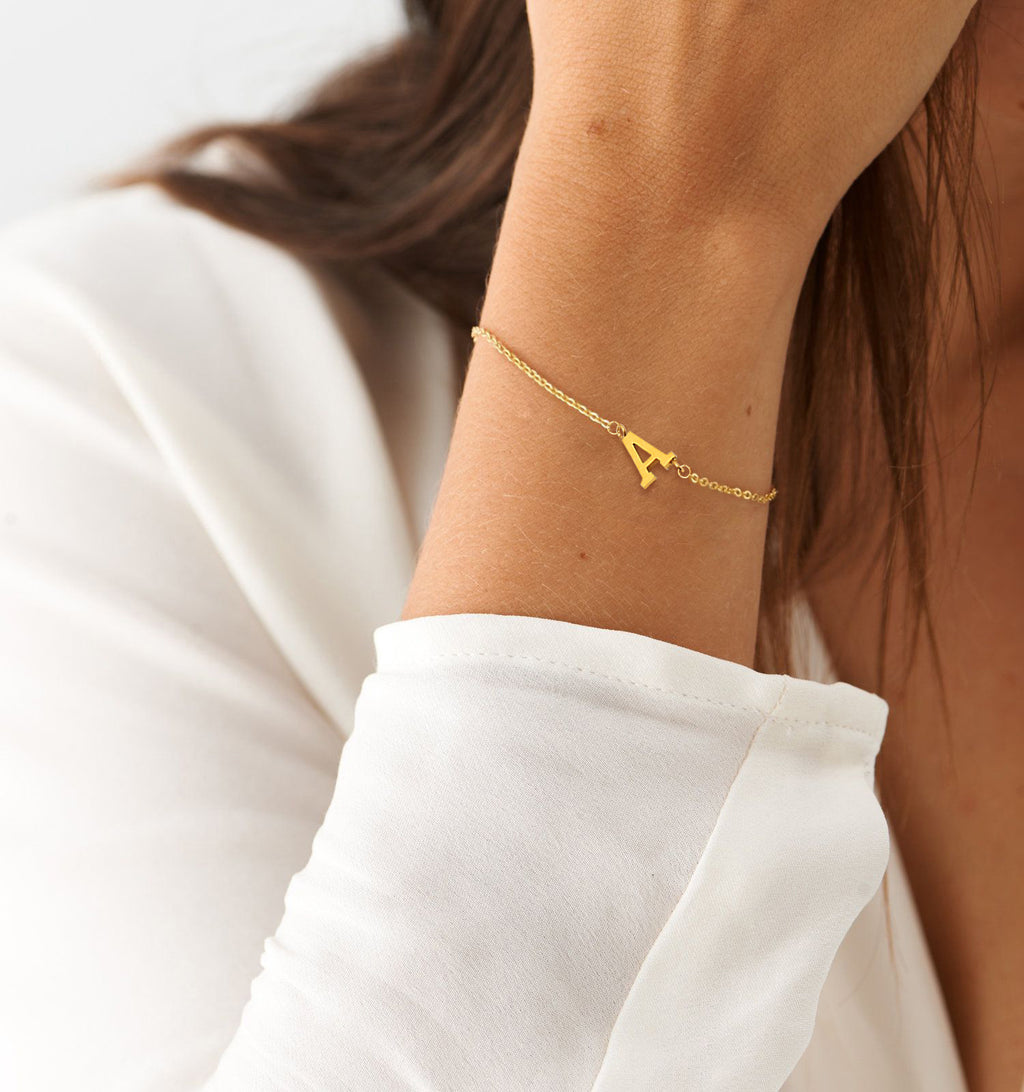Gold Bracelets for Women-18K Dainty Initial A-Z Gold Plated Bracelets Pearls Beaded Link Chain Bracelets Set Layered Jewelry for Women